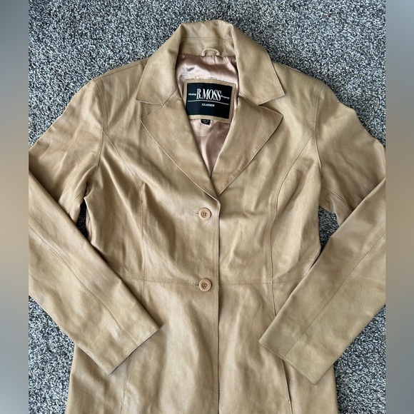 B. Moss vintage women’s leather fitted jacket size medium - Picture 3 of 14